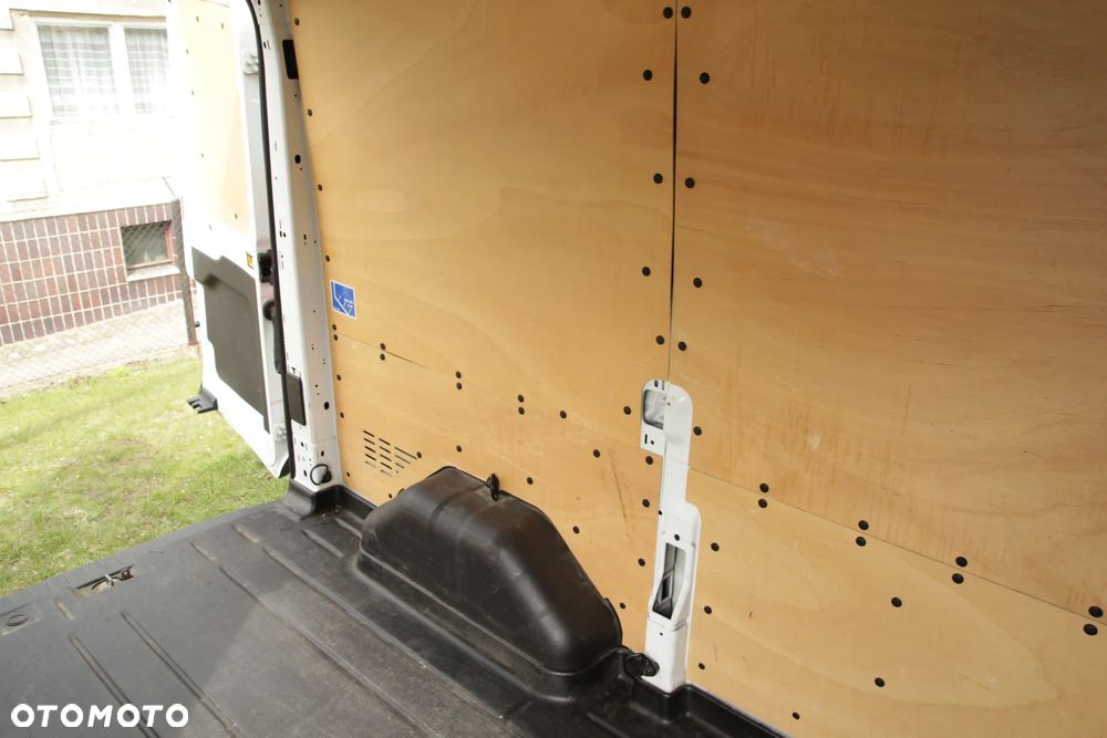 Ford Transit - 16