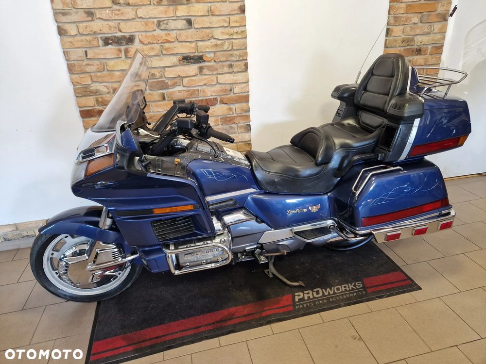 Honda GL - 39