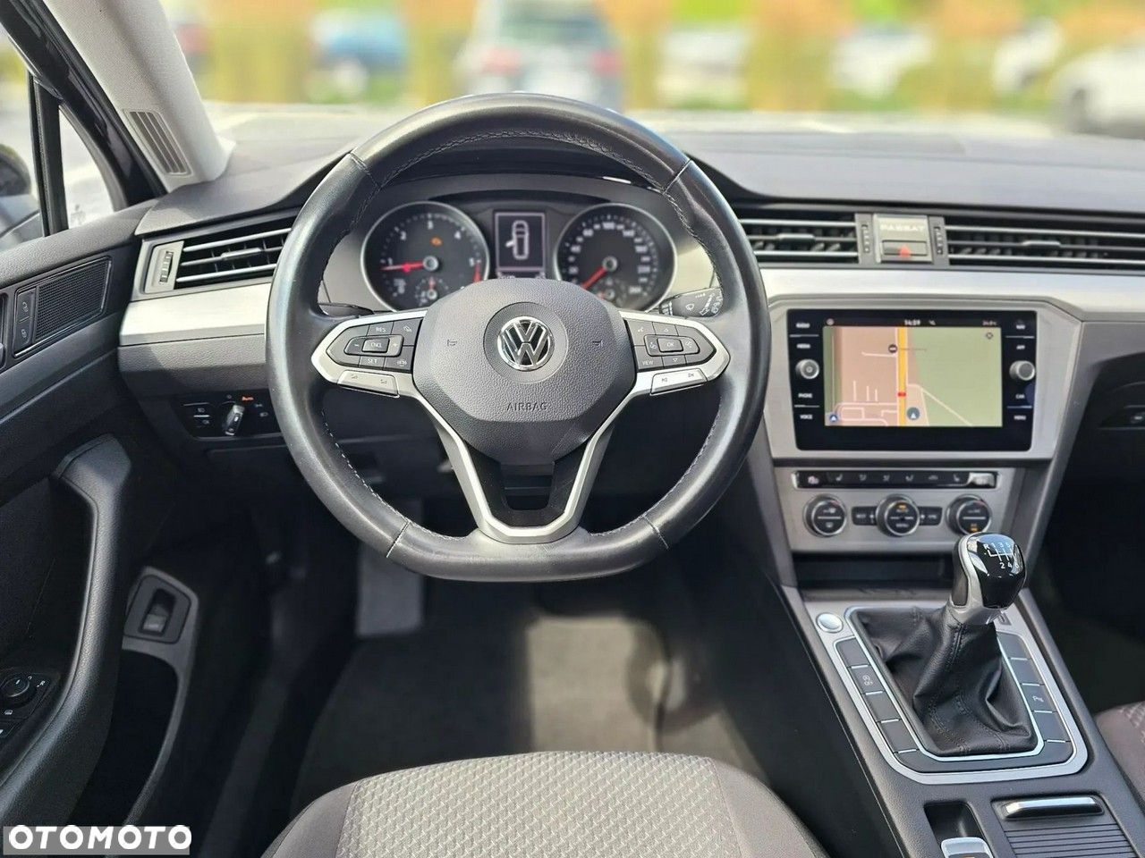Volkswagen Passat - 27