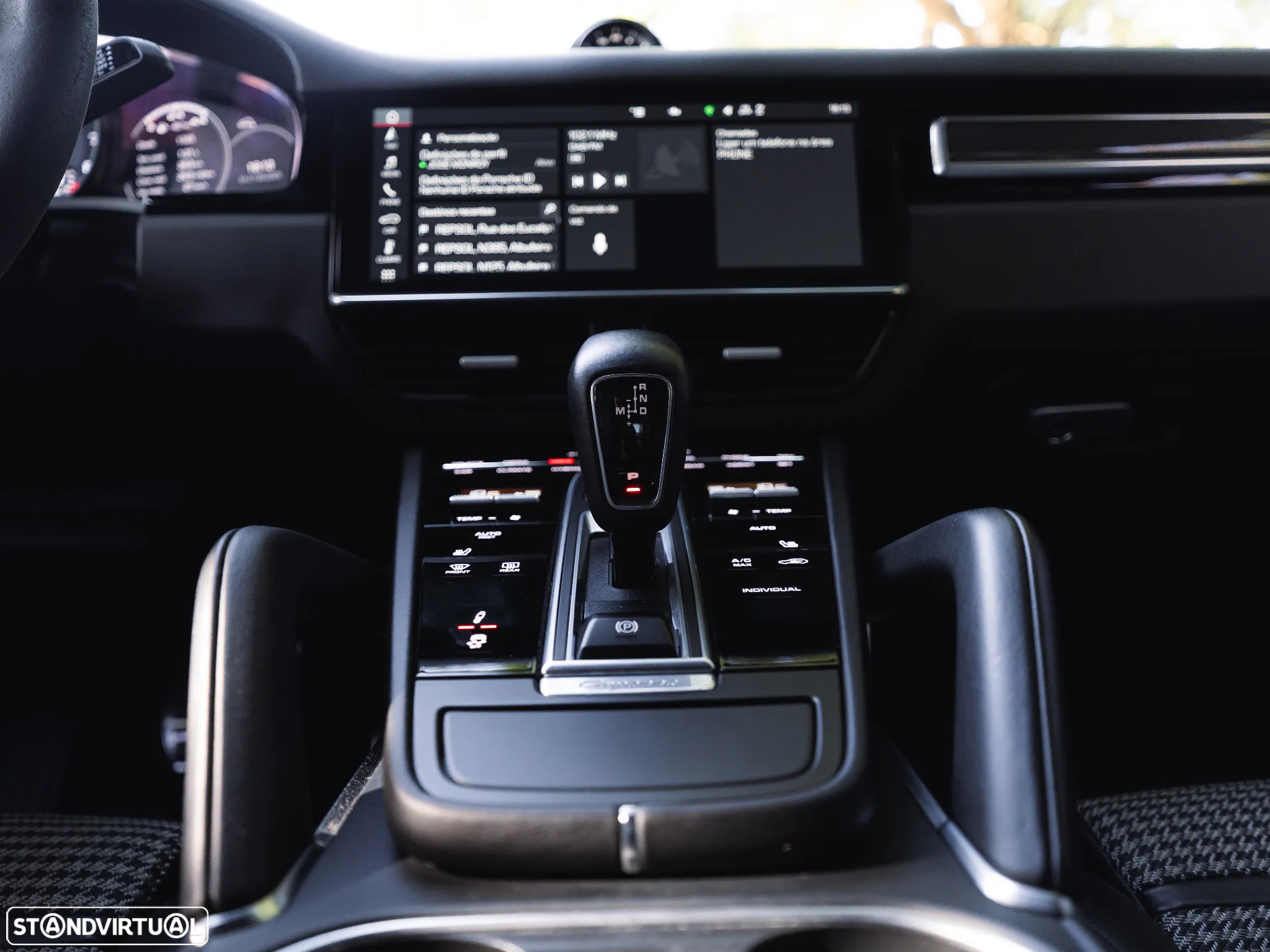 Porsche Cayenne Coupé Turbo S E-Hybrid - 25