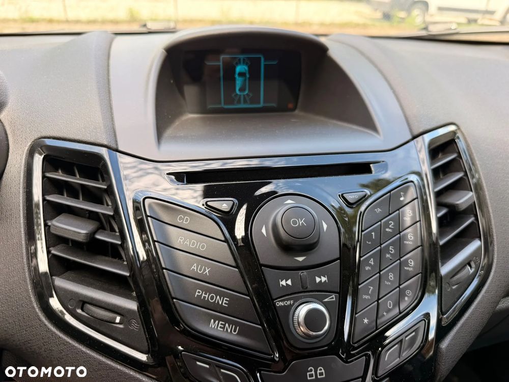 Ford Fiesta - 11