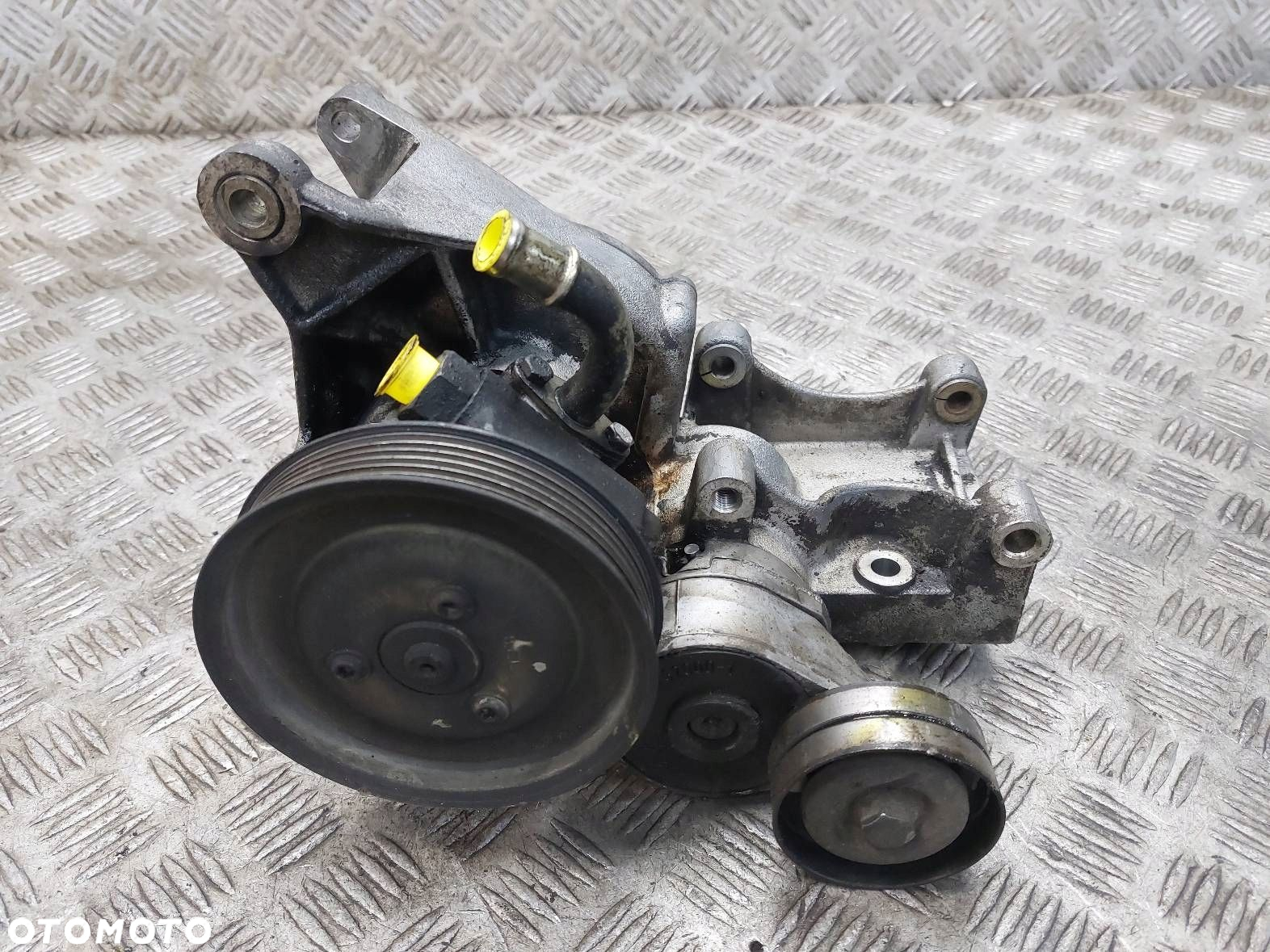 POMPA WSPOMAGANIA + POMPA WODY HONDA ACCORD VI 2.0 TDi - 4
