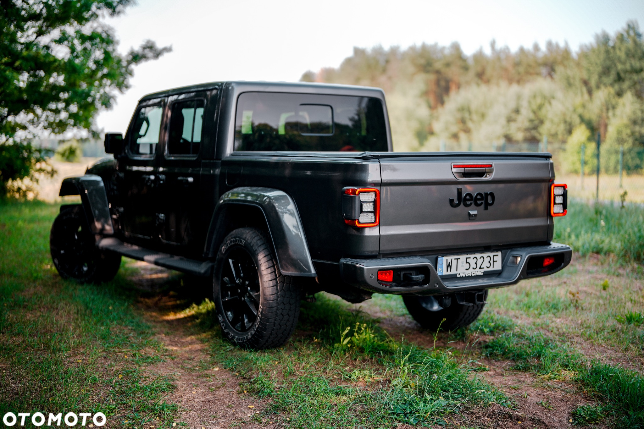Jeep Gladiator - 2