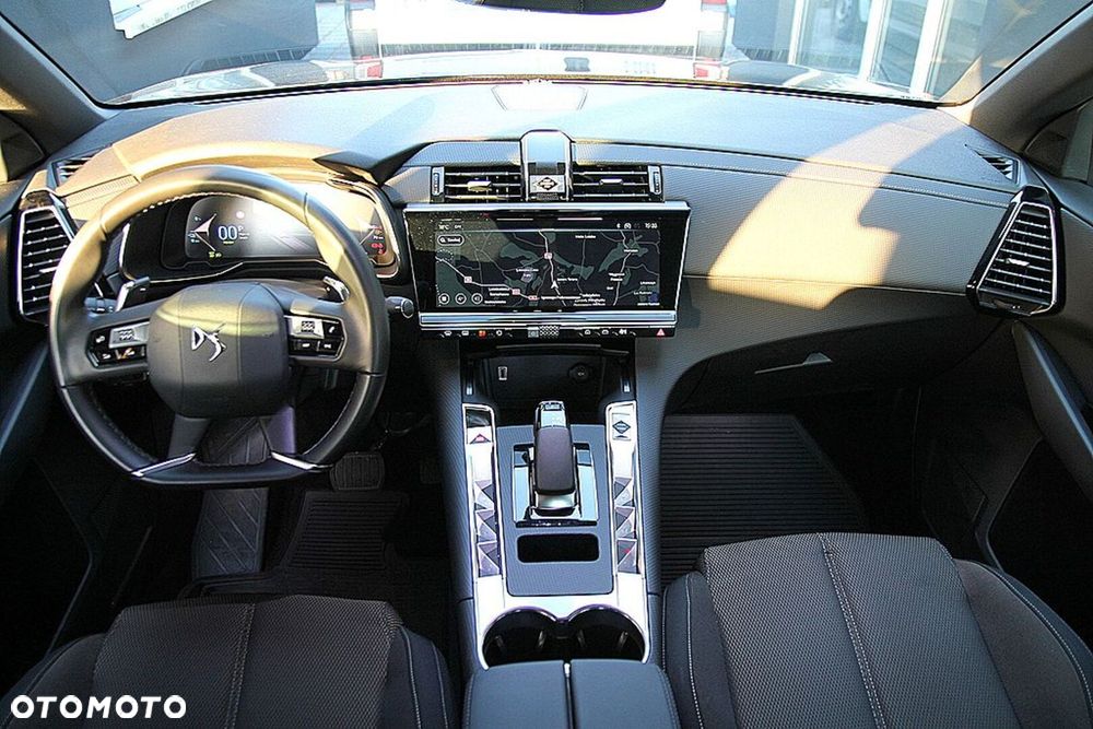 DS Automobiles DS 7 Crossback 1.6 E-Tense Bastille + - 18