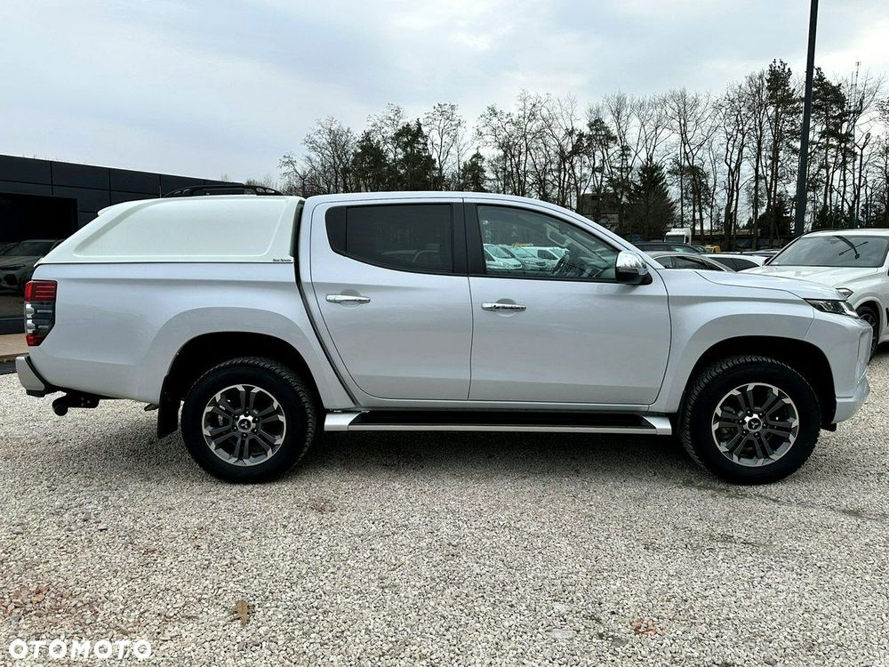 Mitsubishi L200 2.2 d DC Instyle Plus - 9