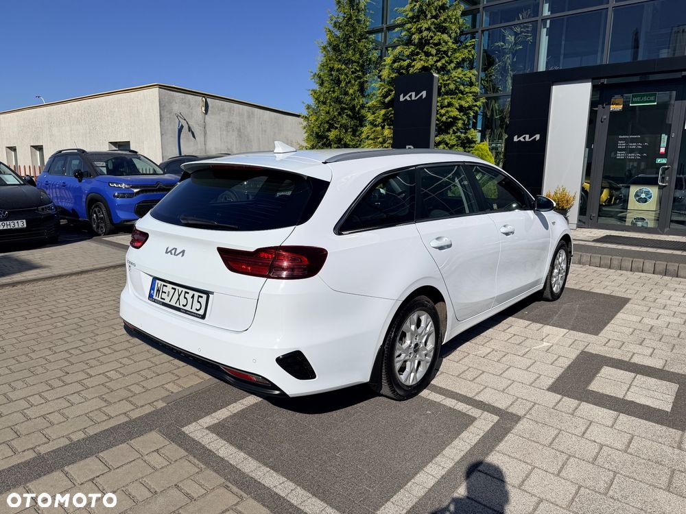 Kia Ceed 1.5 T-GDI M - 8