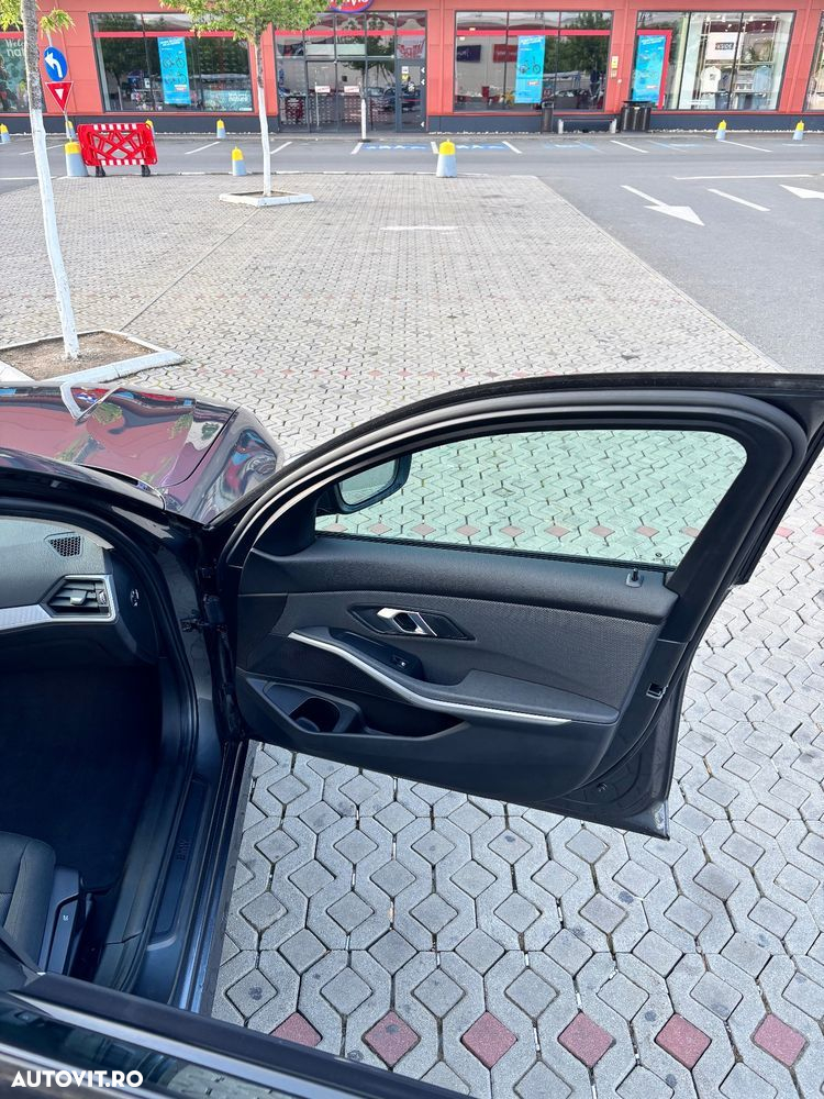 BMW Seria 3 - 17