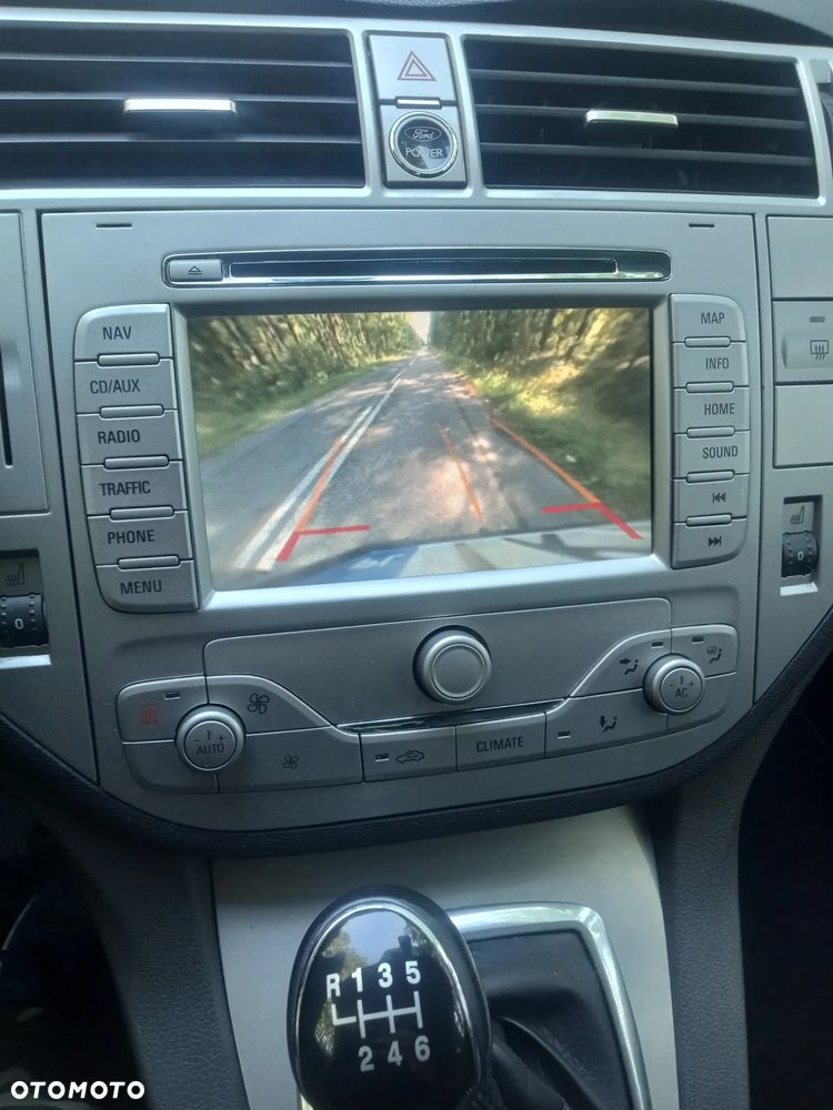 Ford Kuga 2.0 TDCi 2x4 Individual - 5