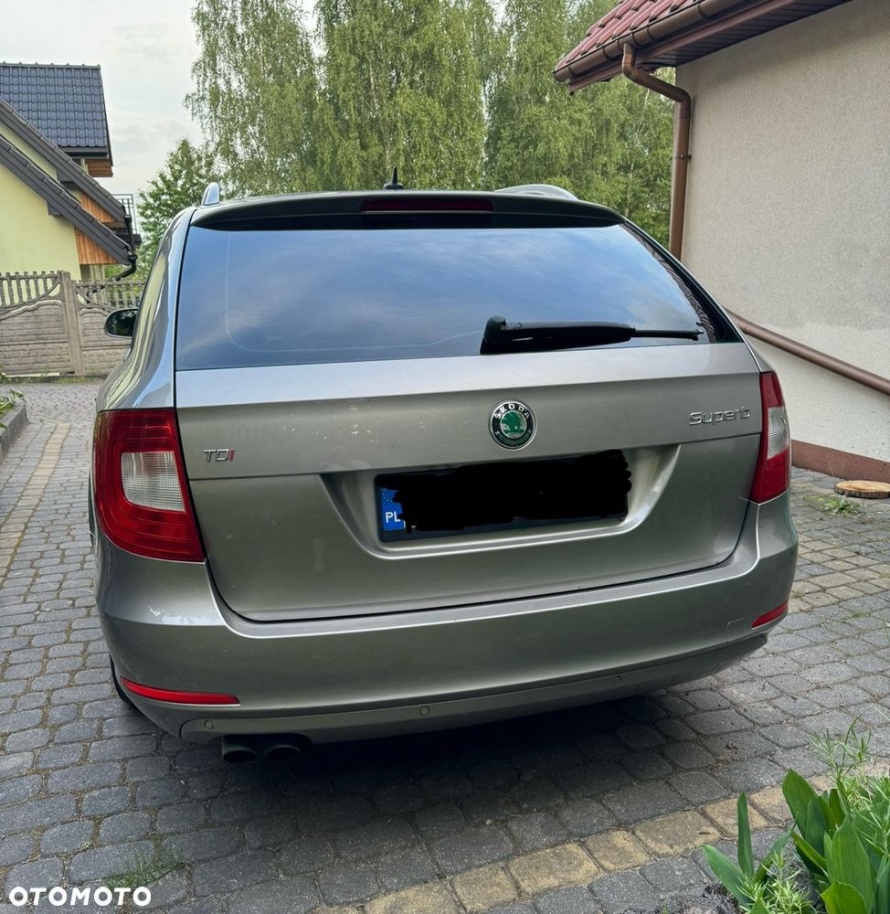 Skoda Superb 2.0 TDI PD Ambition - 5