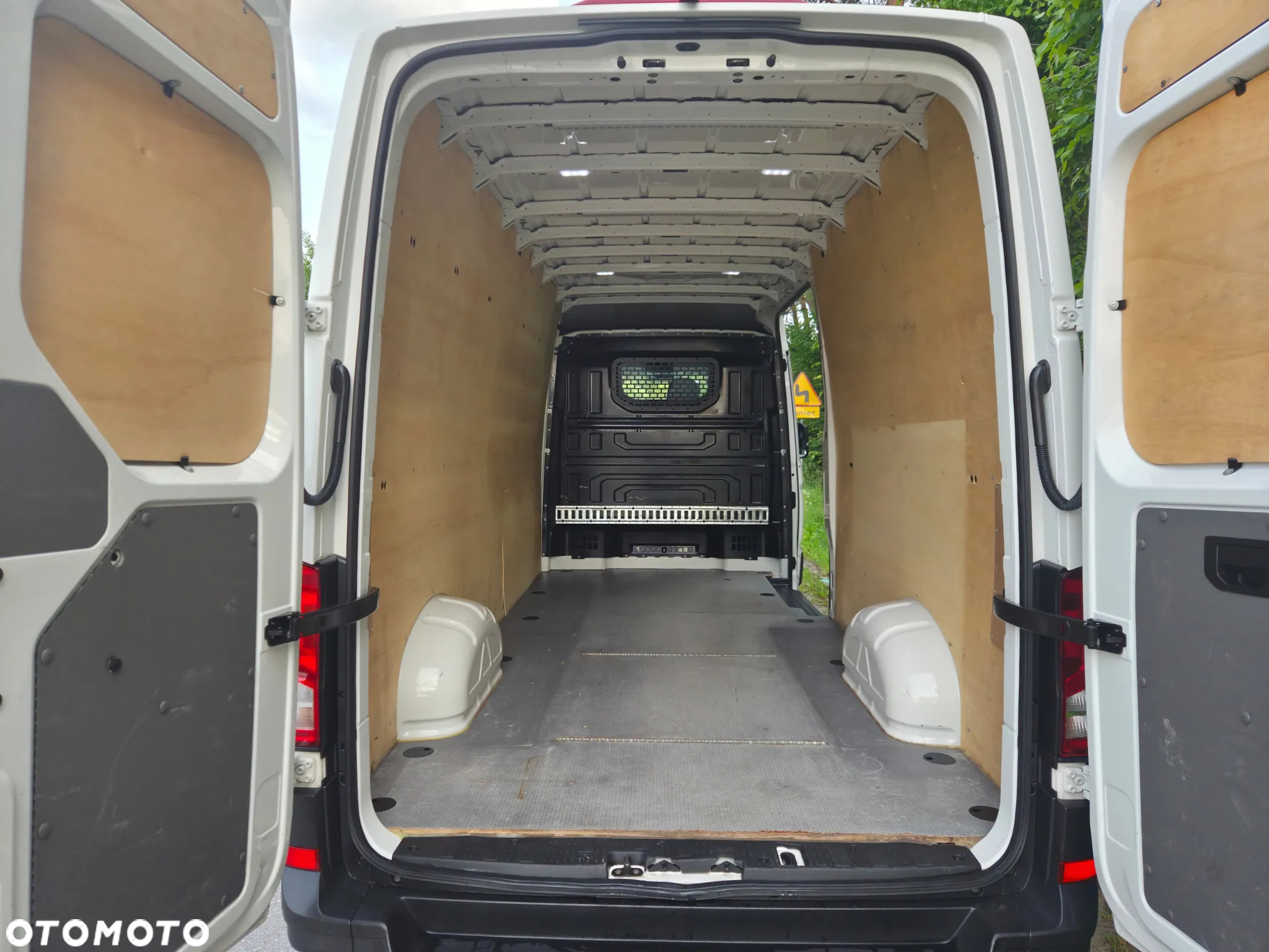 Volkswagen Crafter Maxi Lift - 21