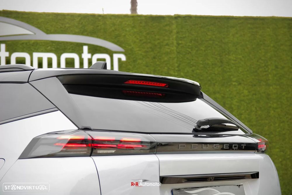 Peugeot 2008 1.2 PureTech GT EAT8 - 13