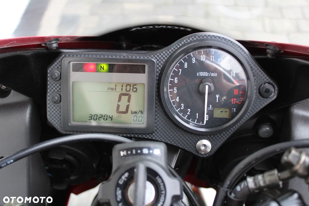 Honda CBR - 26