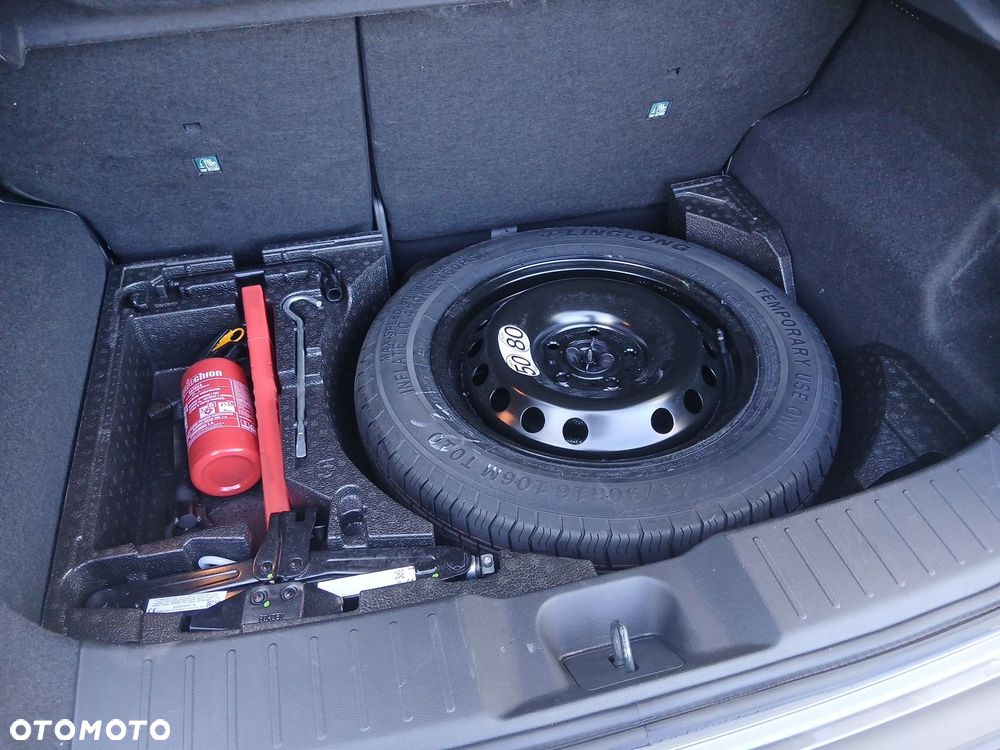 Nissan Juke 1.6 Hybrid Acenta AMT - 34