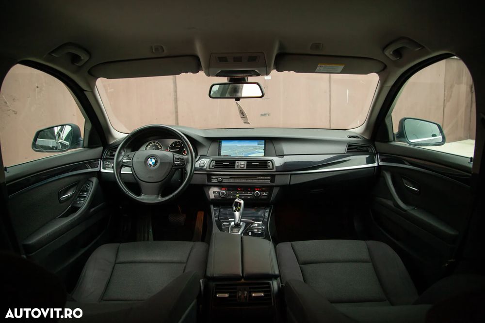 BMW Seria 5 520d Aut. - 19