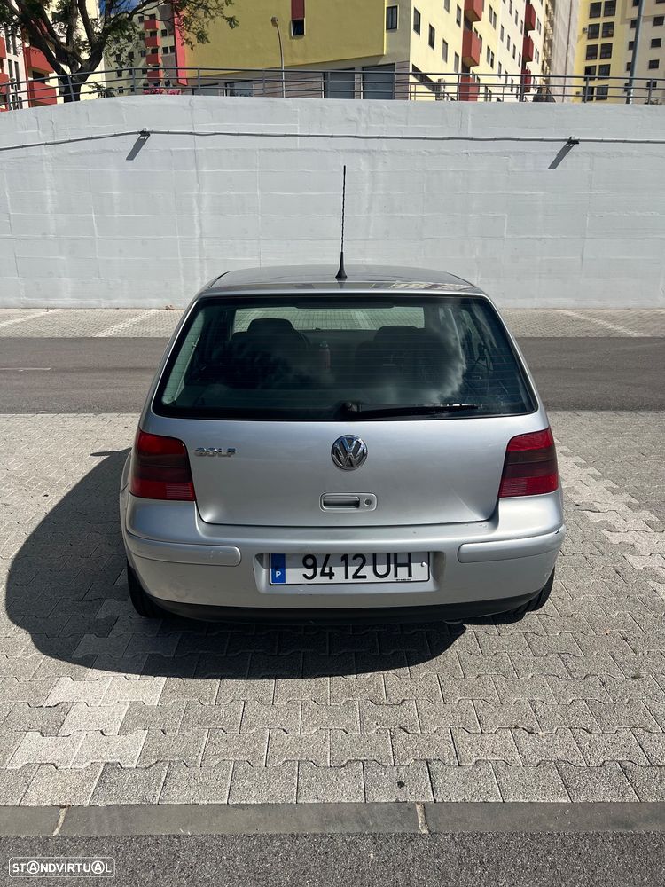 VW Golf 1.4i Confortline - 4