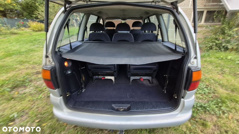 Volkswagen Sharan 2000 photo 4