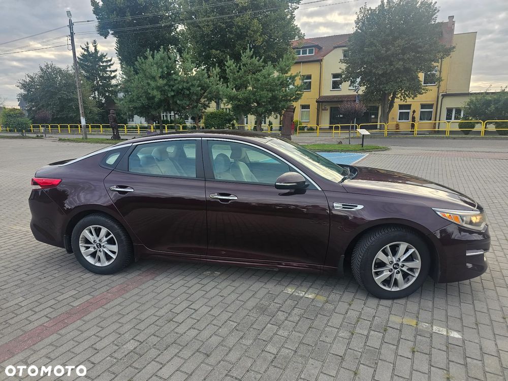 Kia Optima - 5