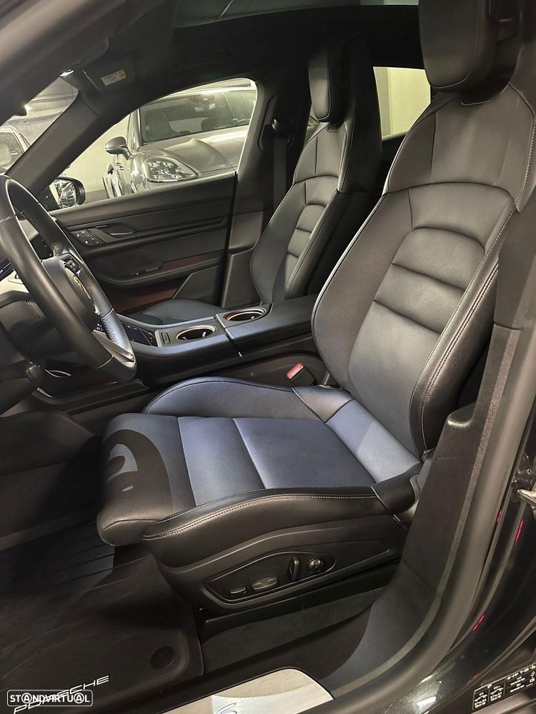 Porsche Taycan 4S - 7