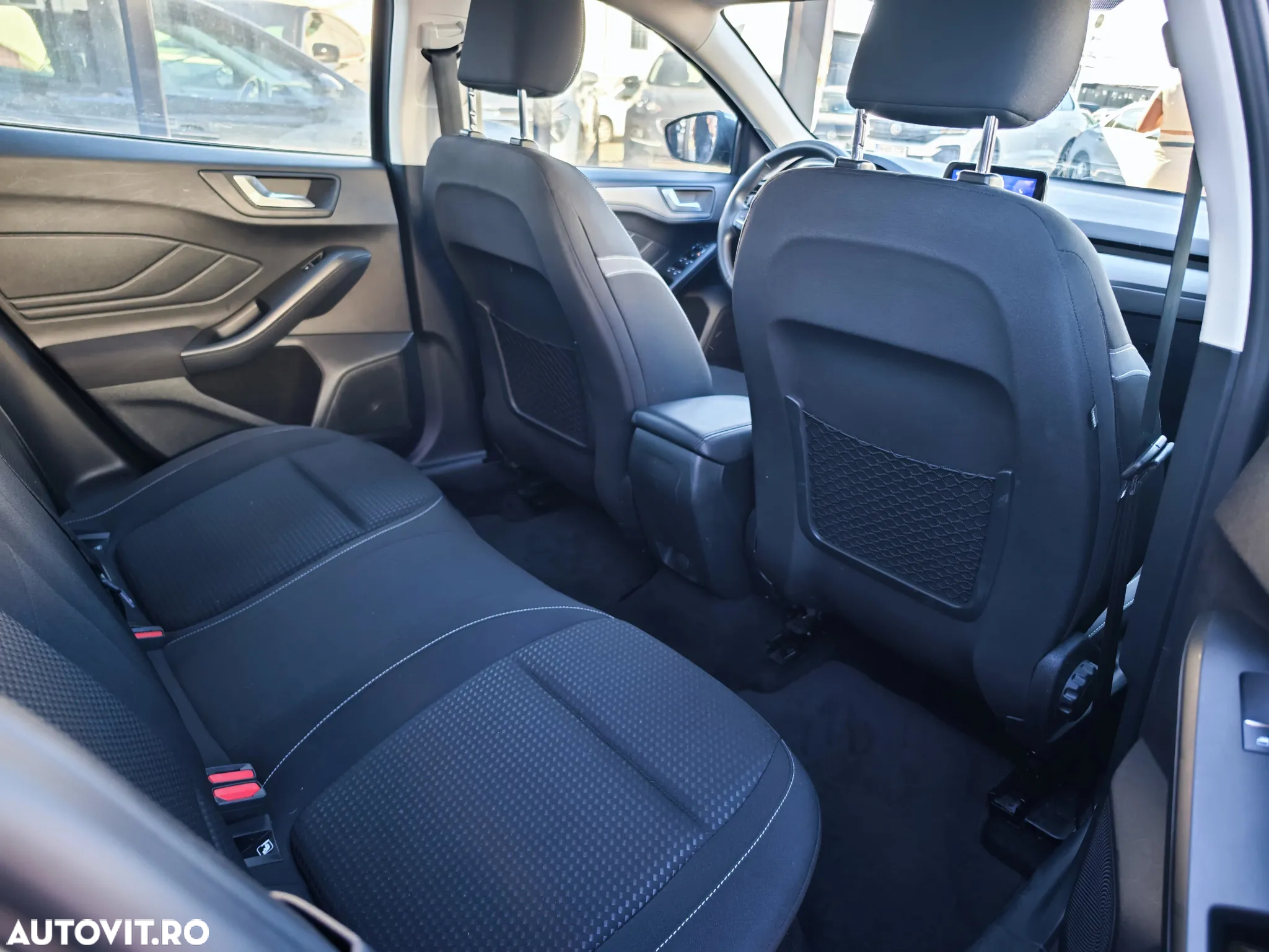 Ford Focus Turnier 1.5 EcoBlue Start-Stopp-System Aut. ACTIVE - 15