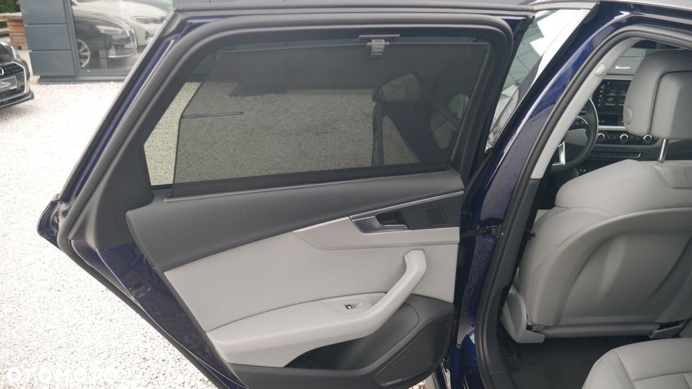 Audi A4 Allroad - 25