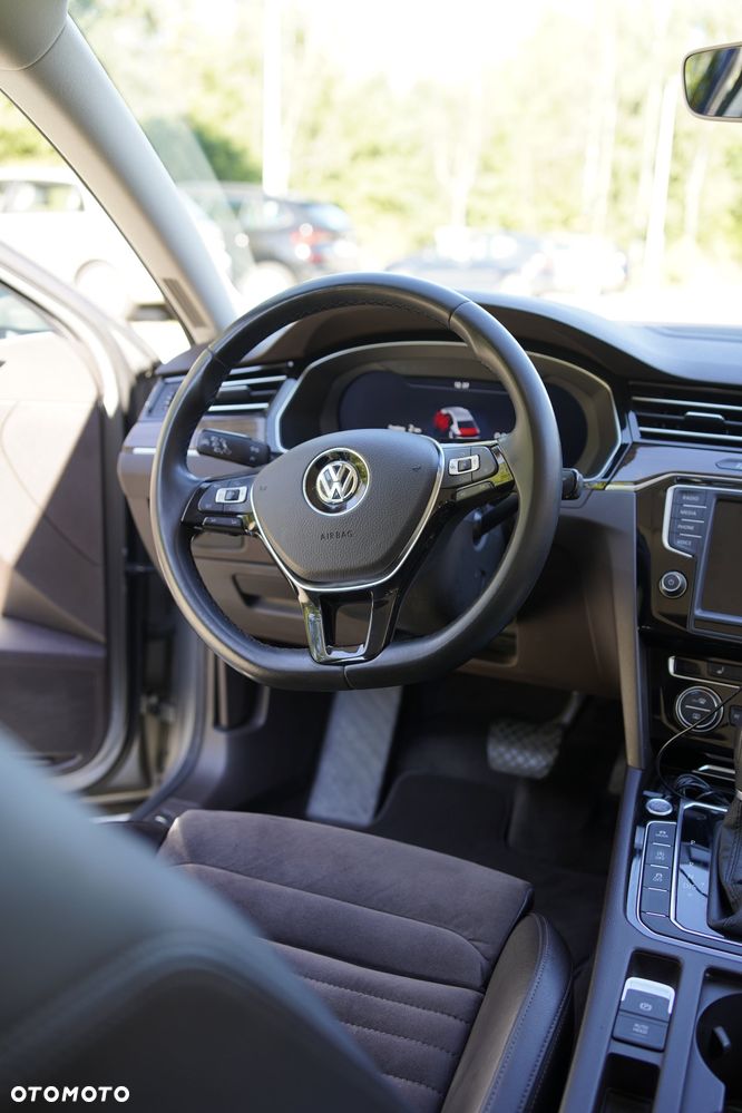 Volkswagen Passat 1.8 TSI BMT Highline DSG - 18