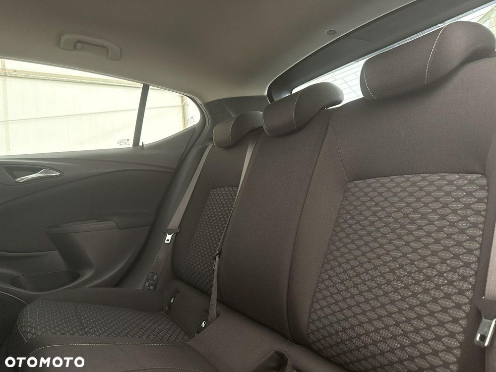 Opel Astra - 19