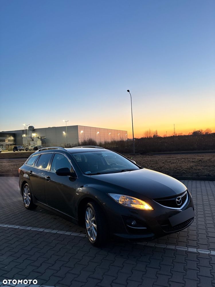 Mazda 6 2.0 Exclusive + - 6
