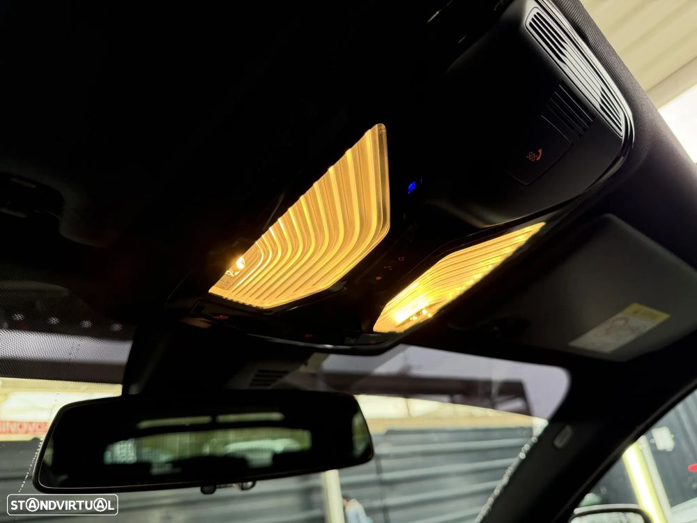 BMW 320 d Pack M Shadow Auto - 49