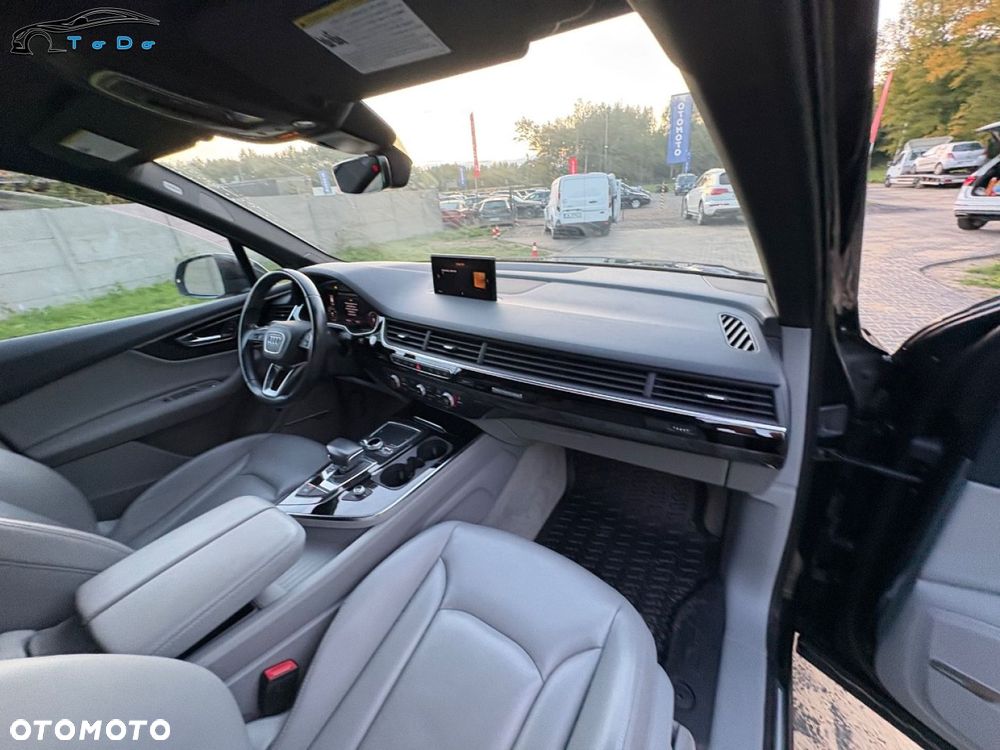 Audi Q7 3.0 TFSI Quattro Tiptr - 32