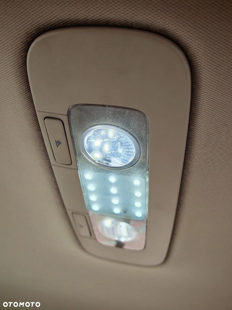Skoda Superb 2.0 TDI 4x4 L&K - 26