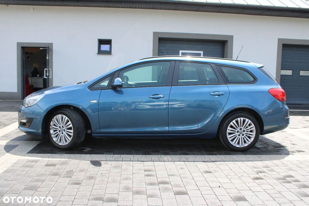 Opel Astra - 2