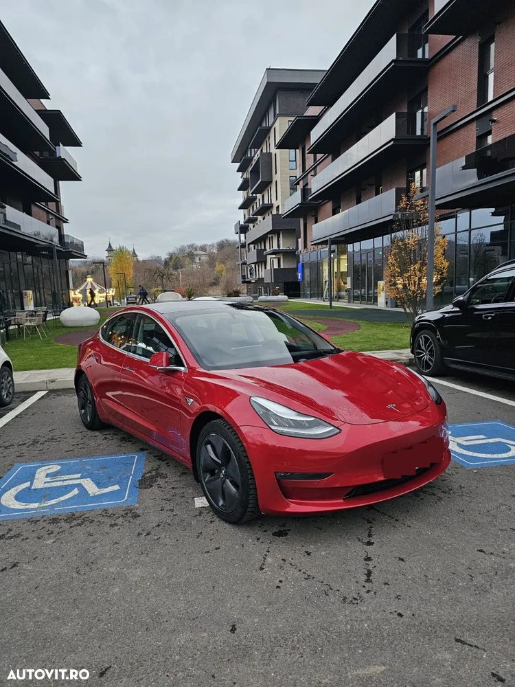 Tesla Model 3 - 12