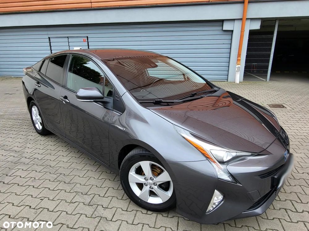 Toyota Prius 1.8 Hybrid Premium - 13