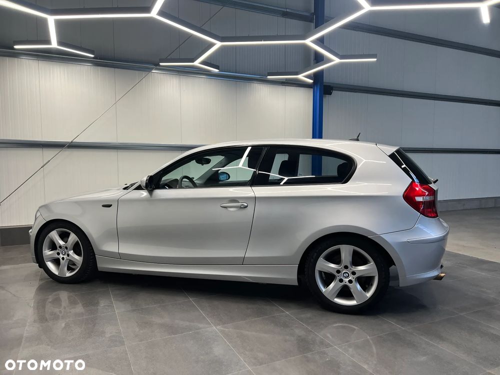 BMW Seria 1 118d DPF - 14