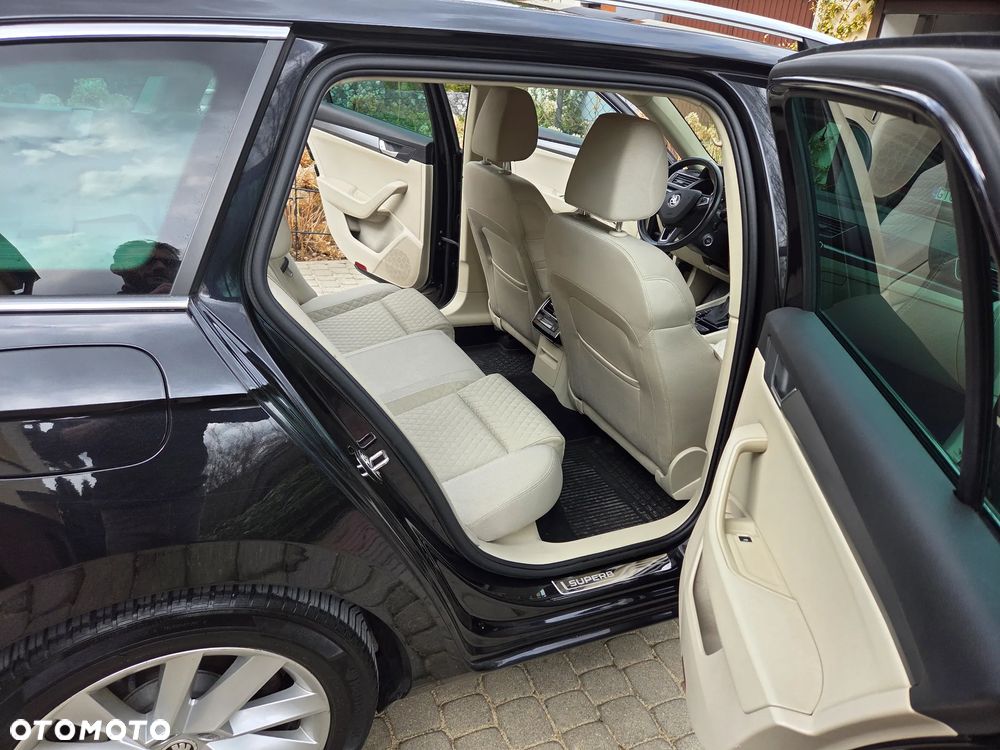 Skoda Superb 2.0 TDI 4x4 Style DSG - 13