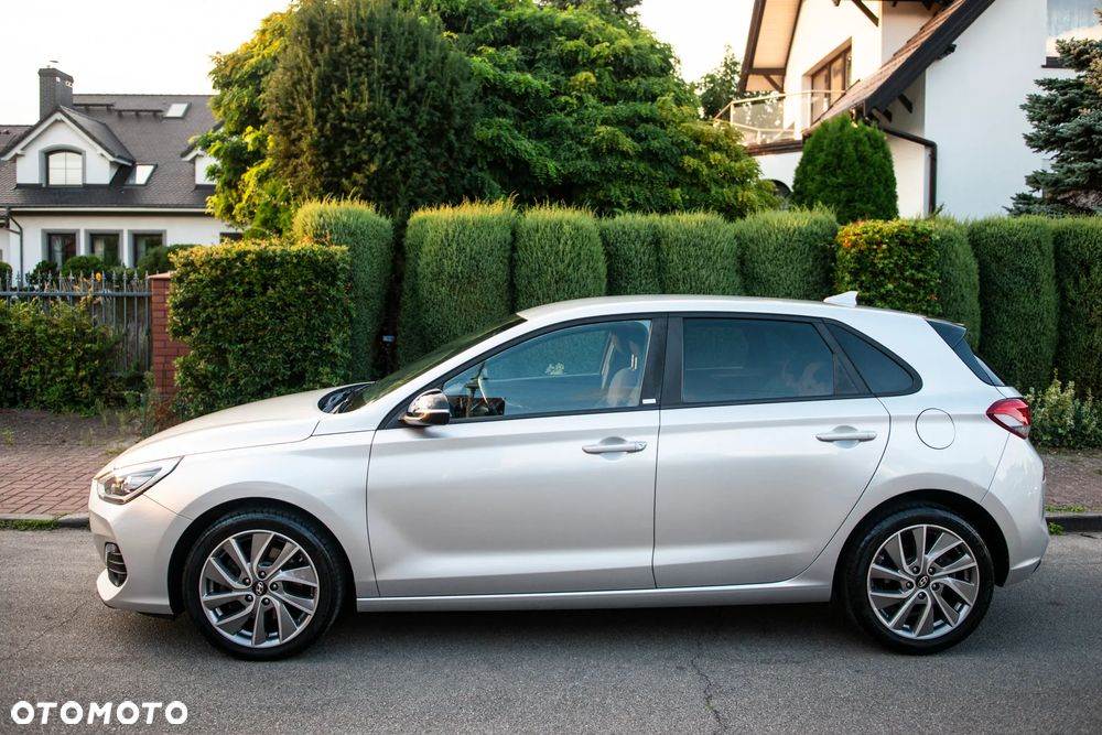 Hyundai i30 1.4 T-GDI YES - 11