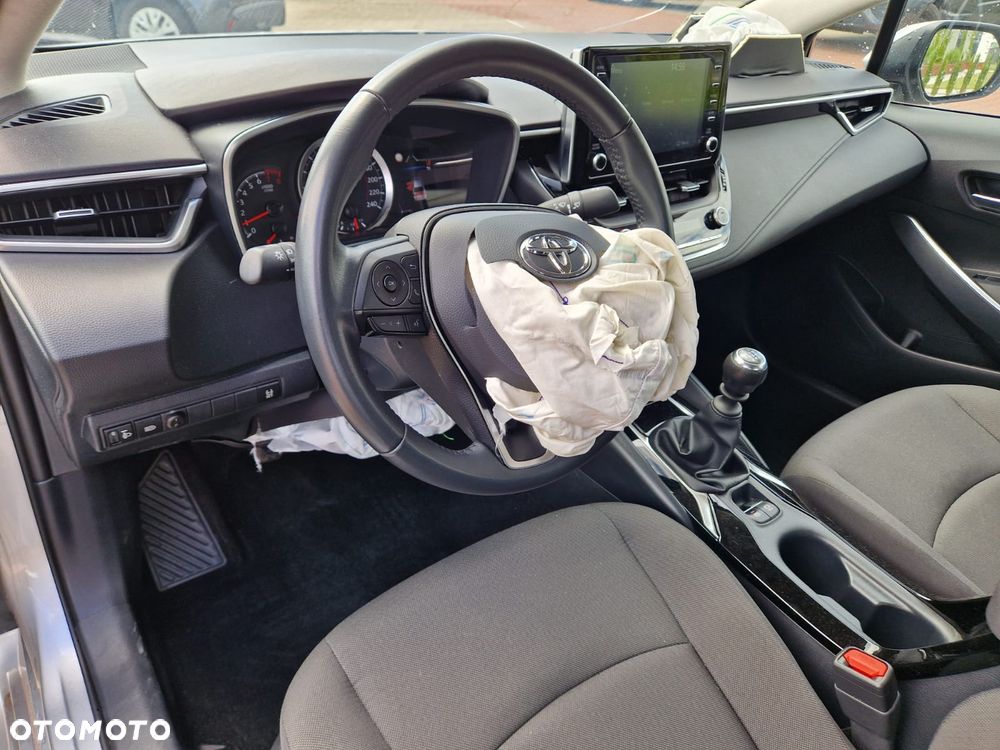 Toyota Corolla 1.5 Comfort - 6