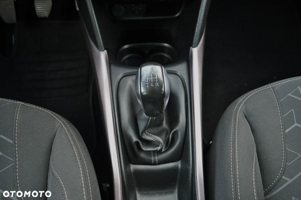 Peugeot 2008 BlueHDi 100 STOP & START Allure - 23