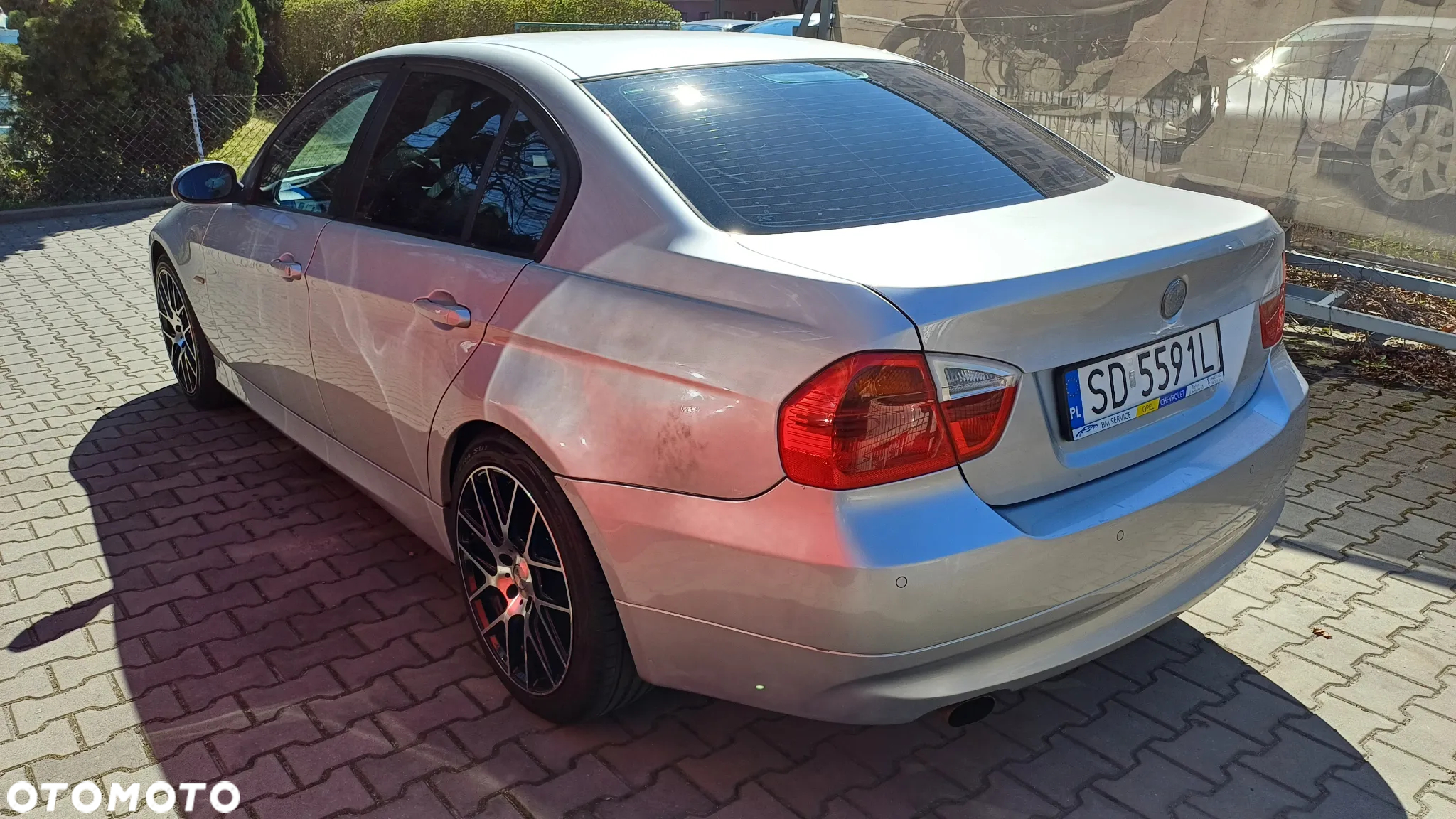 BMW Seria 3 318i - 5