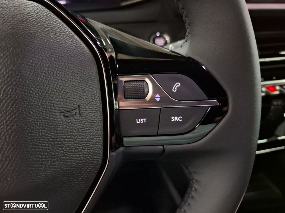 Peugeot e-2008 54 kWh Allure - 17