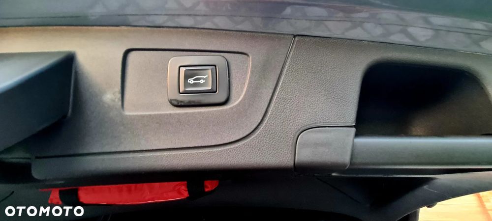 Opel Insignia 2.0 CDTI 4x4 Exclusive S&S - 36