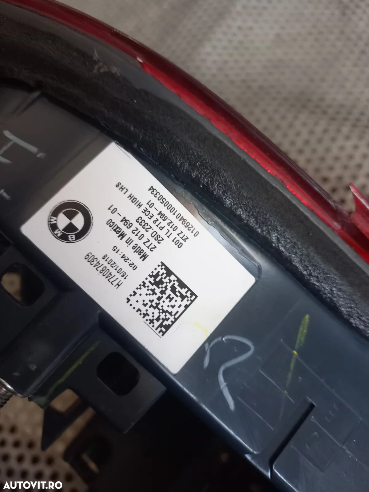 Stop Bmw X3 G01 Lampa Stop Tripla Stanga De Pe Haion Hayon Bmw X3 G01 Cod  STICLA CRAPATA - Dezmemb - 5