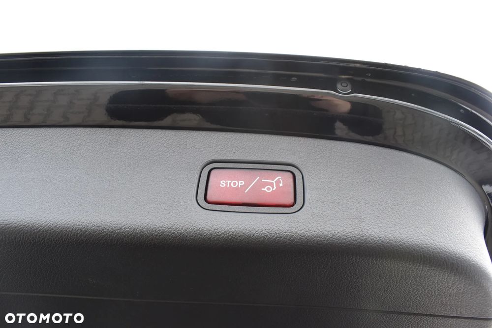 Mercedes-Benz GLC 300 de PHEV 4-Matic Avantgarde - 15