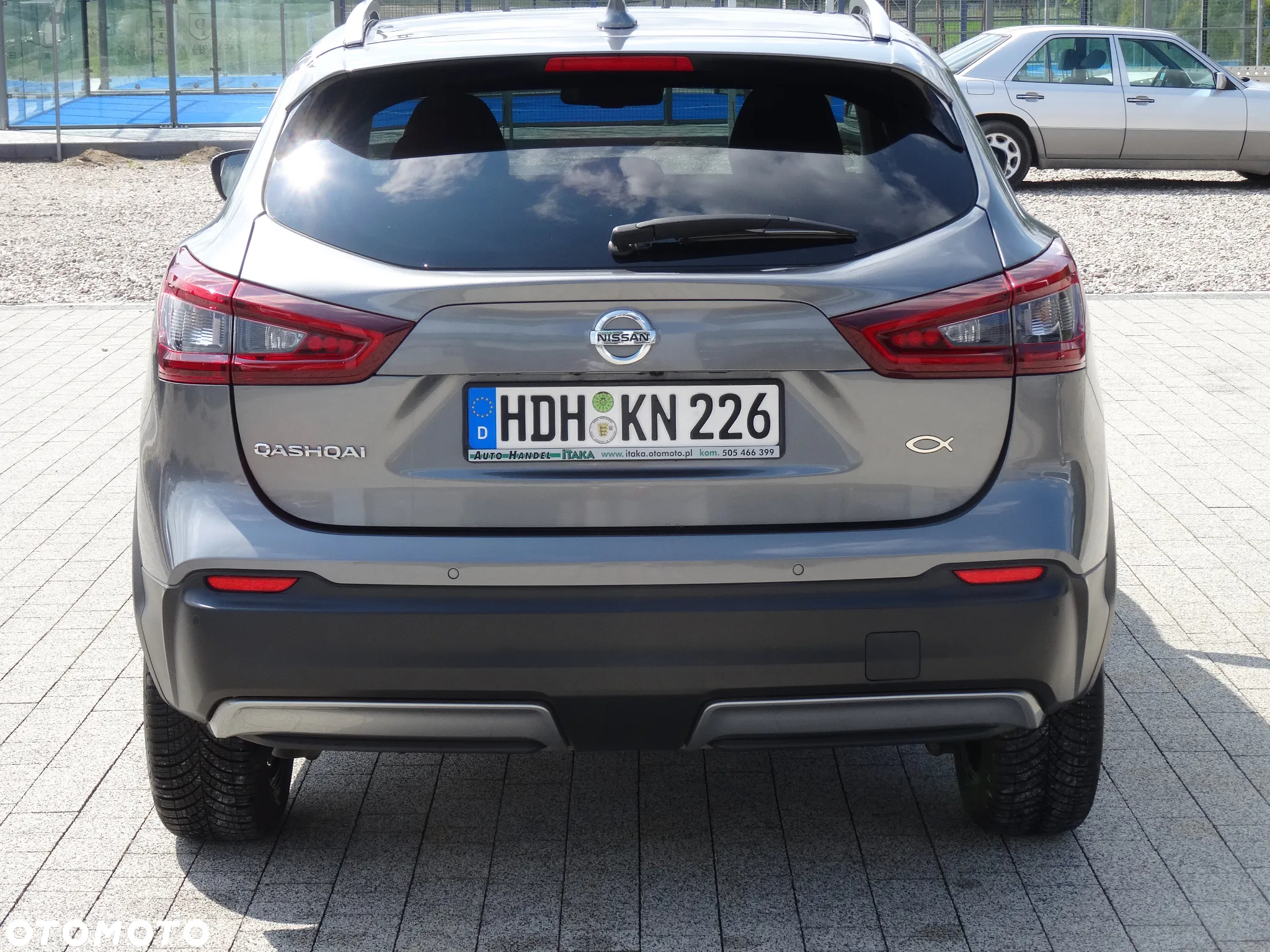 Nissan Qashqai 1.3 DIG-T DCT ACENTA - 8