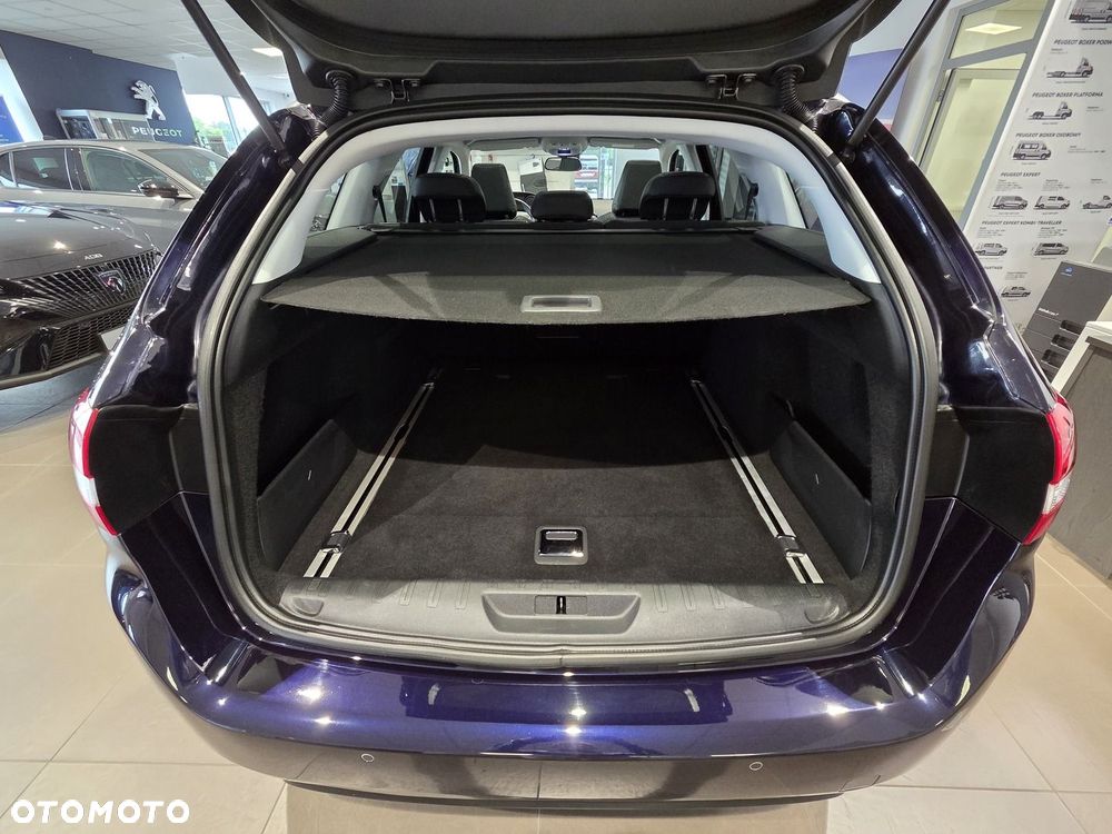 Peugeot 308 1.6 e-HDi Allure S&S - 9