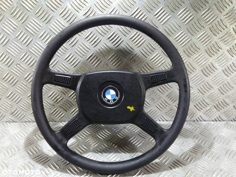 KIEROWNICA BMW E30 - 1