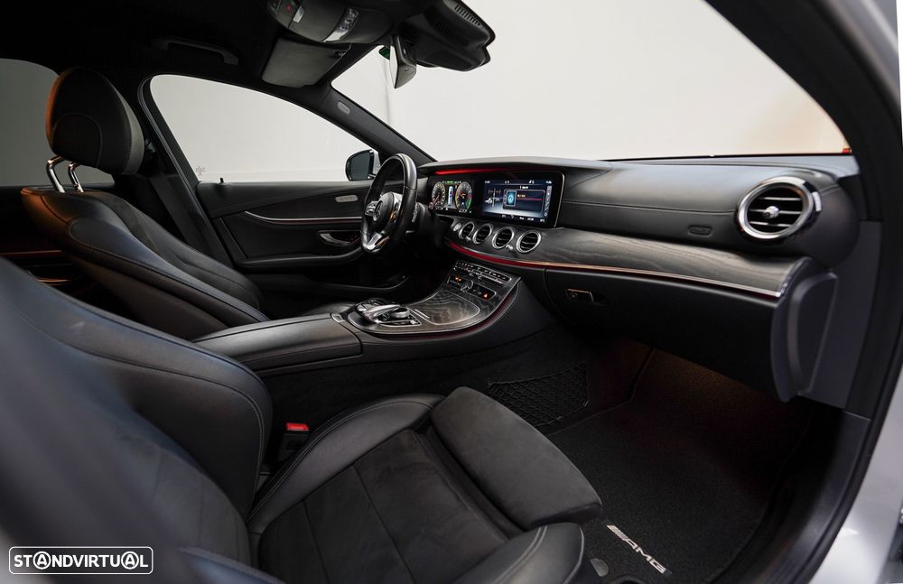 Mercedes-Benz E 300 de AMG Line - 9