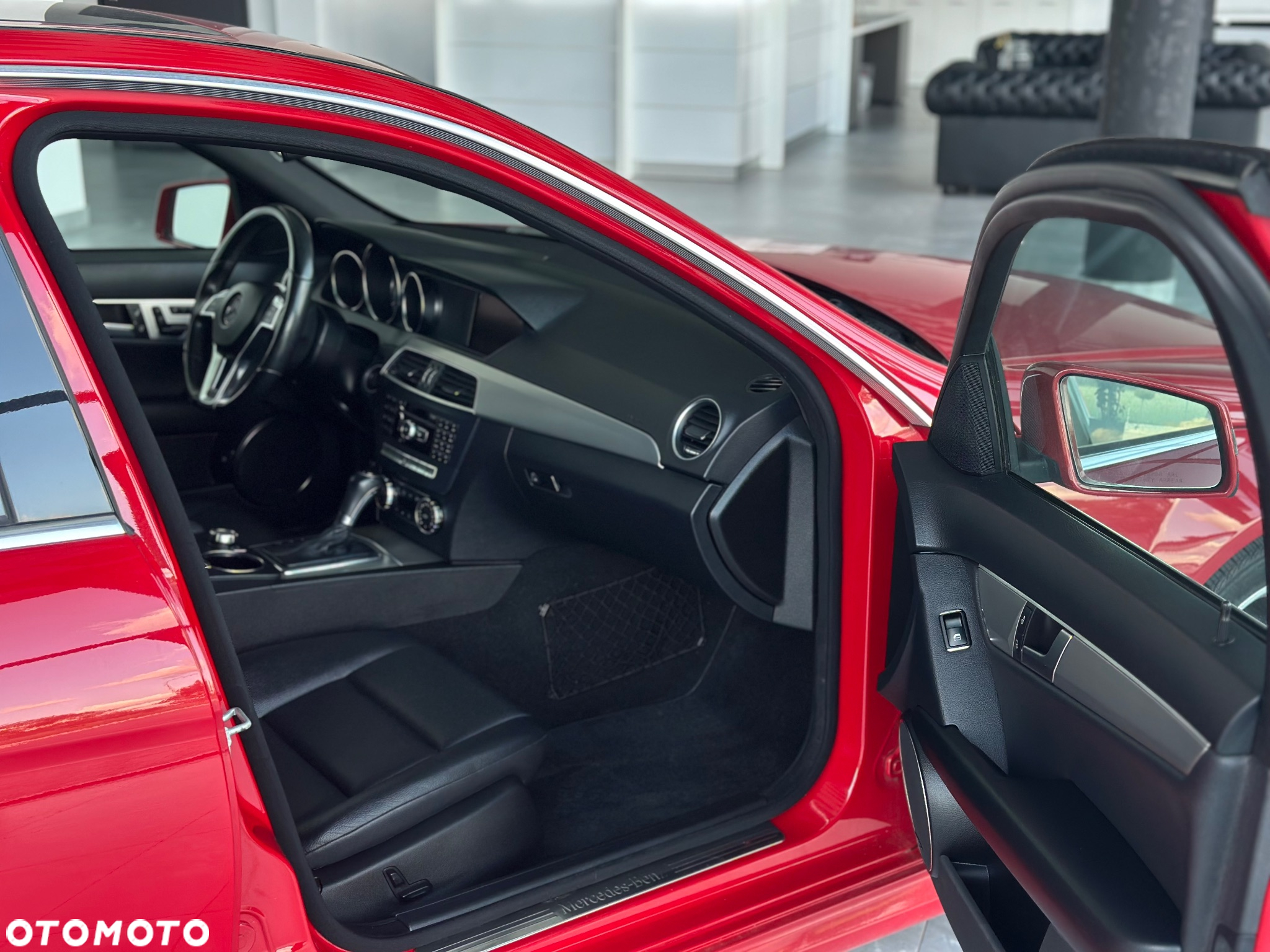 Mercedes-Benz Klasa C 250 CGI Automatik BlueEFFICIENCY - 25