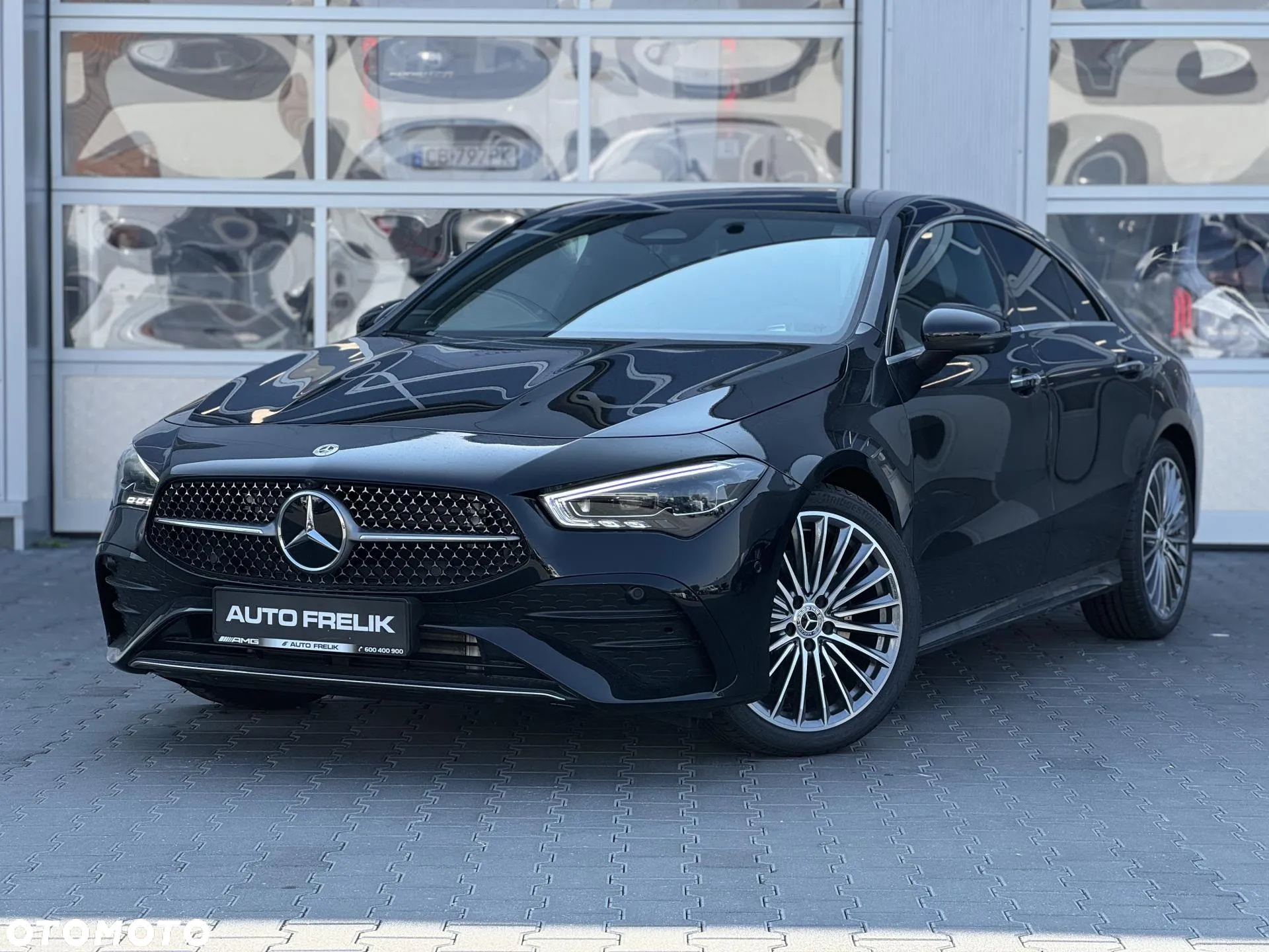 Mercedes-Benz CLA 220 AMG Line 7G-DCT - 2
