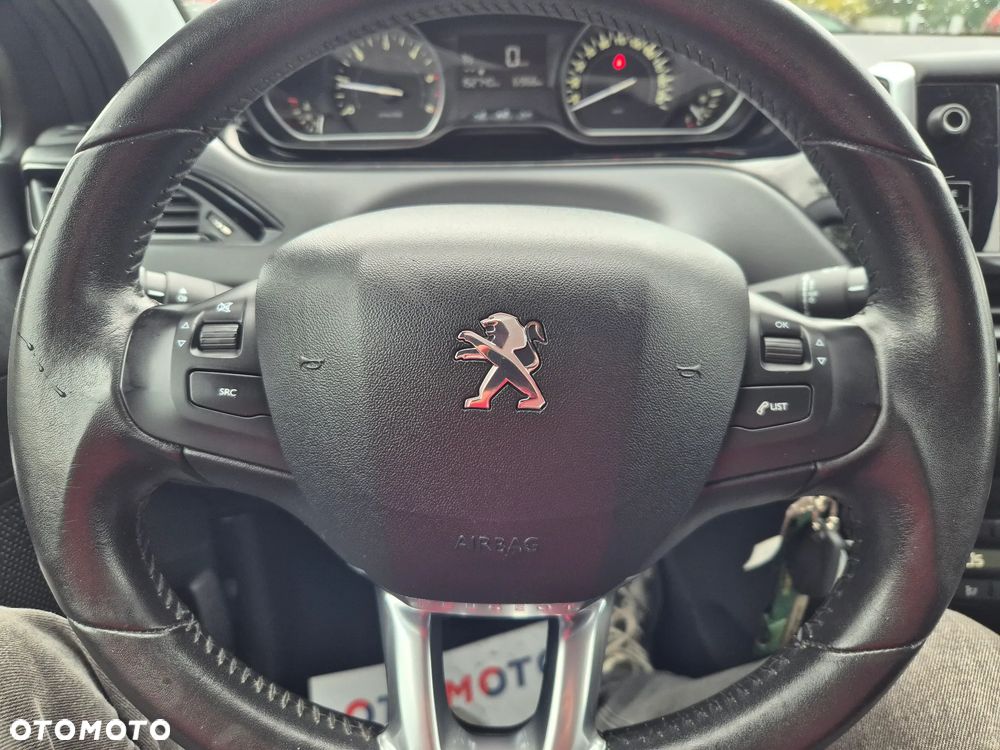 Peugeot 208 1.6 BlueHDi Active S&S - 6